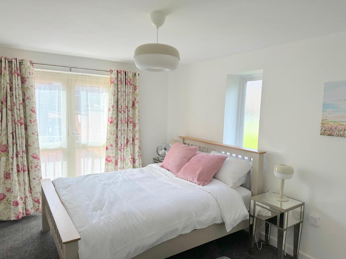 Superb 2 Bed 2 Bathroom Free Parking Derby Buitenkant foto